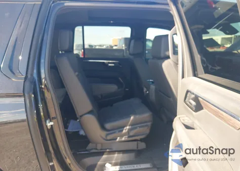 2025 Chevrolet Suburban 4Wd Z71 z USA, uszkodzony, nr VIN 1GNS6DRL1SR227490